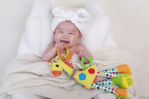 孝感1岁宝宝流鼻涕打喷嚏